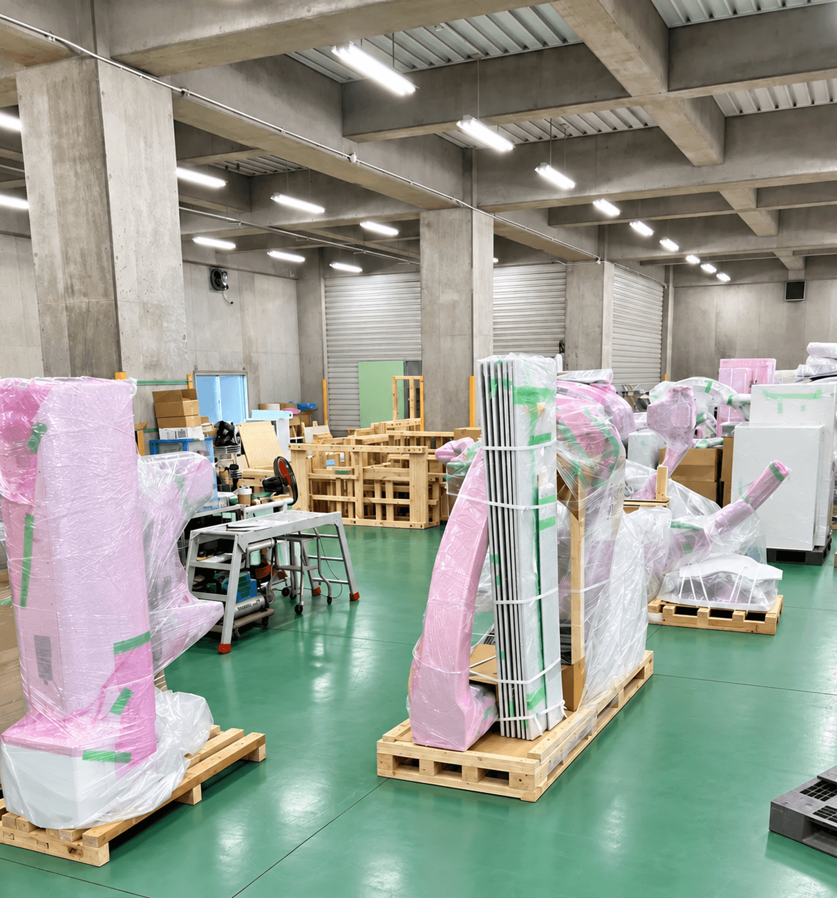 Large medical-system components stored in the warehouse